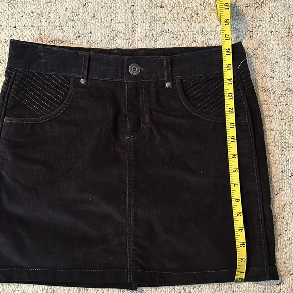 Athleta corduroy skirt, Black, Size 6 - Picture 5 of 6